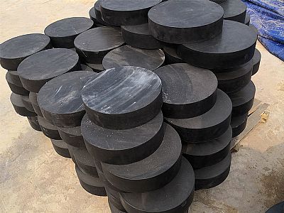 威信县板式橡胶支座由若干层橡胶片与薄钢板经加压硫化